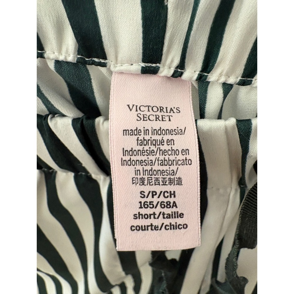 Victoria's Secret Green White Striped Pajama Pants Small Short Satin Lounge S/P - Picture 3 of 5